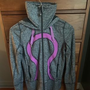 Lululemon Women’s full zip cowl neck Hoodie